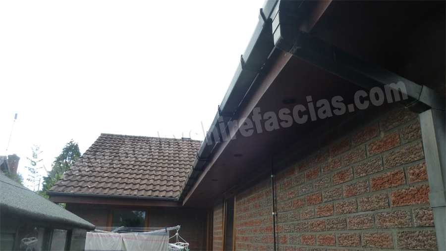 old and tired wooden fascias